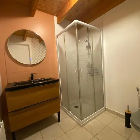 La Canopee Apartment *